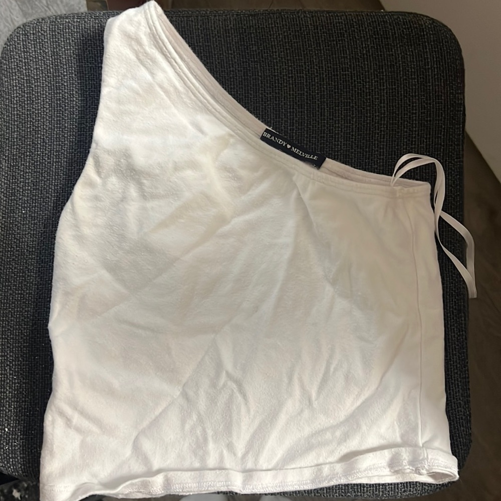 Brandy Melville crop top one shoulder